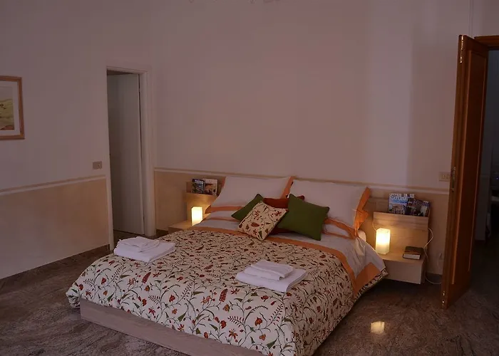 Il Viandante Romano 2* רומא
